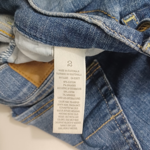 American Eagle Denim Shorts Size 2 Blue -Slightly Distressed -Stretch -AEO - Picture 5 of 12